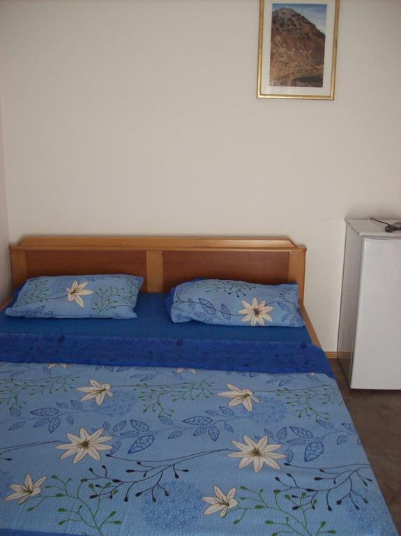 Lukic Apartmani Bar Camera foto